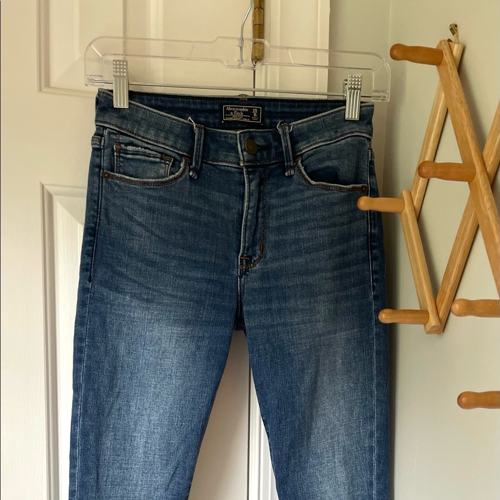 Abercrombie & Fitch High Rise Super Skinny Ankle Jeans Sz 25